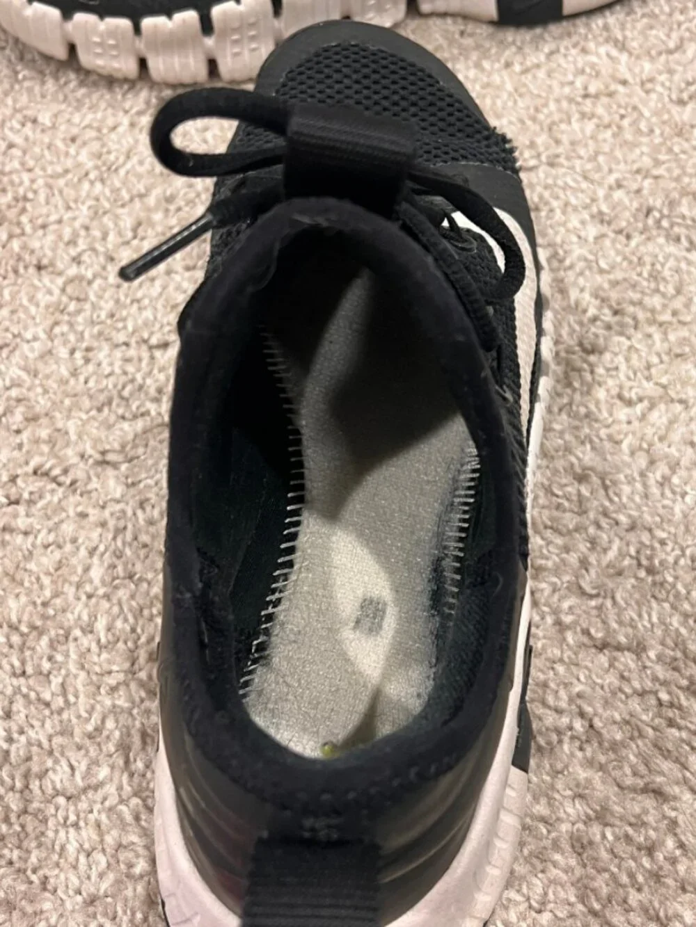 Nike Free Metcon Black White Training Shoes Women's Size 8